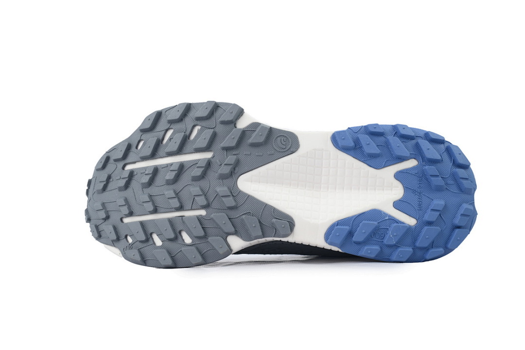 THE NORTH FACE Altamesa 500 Grey