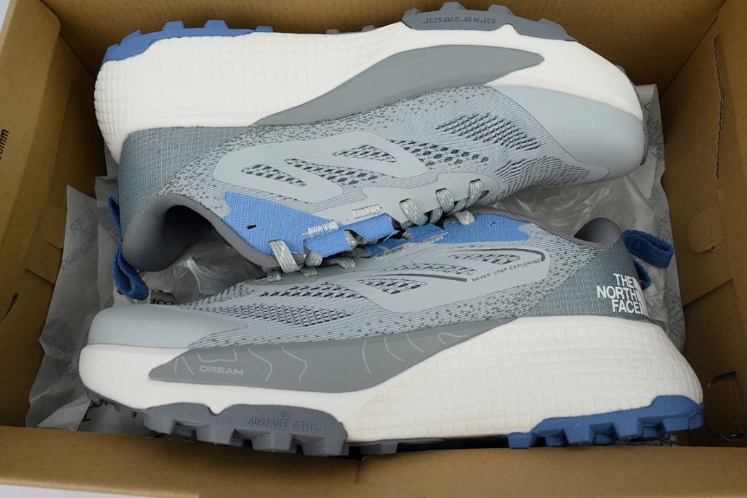 THE NORTH FACE Altamesa 500 Grey
