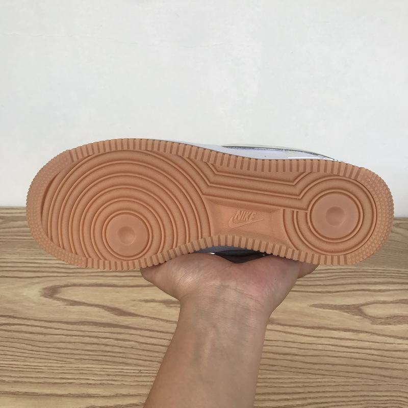 Travis Scott Nike Air Force 1 AQ4211-100 