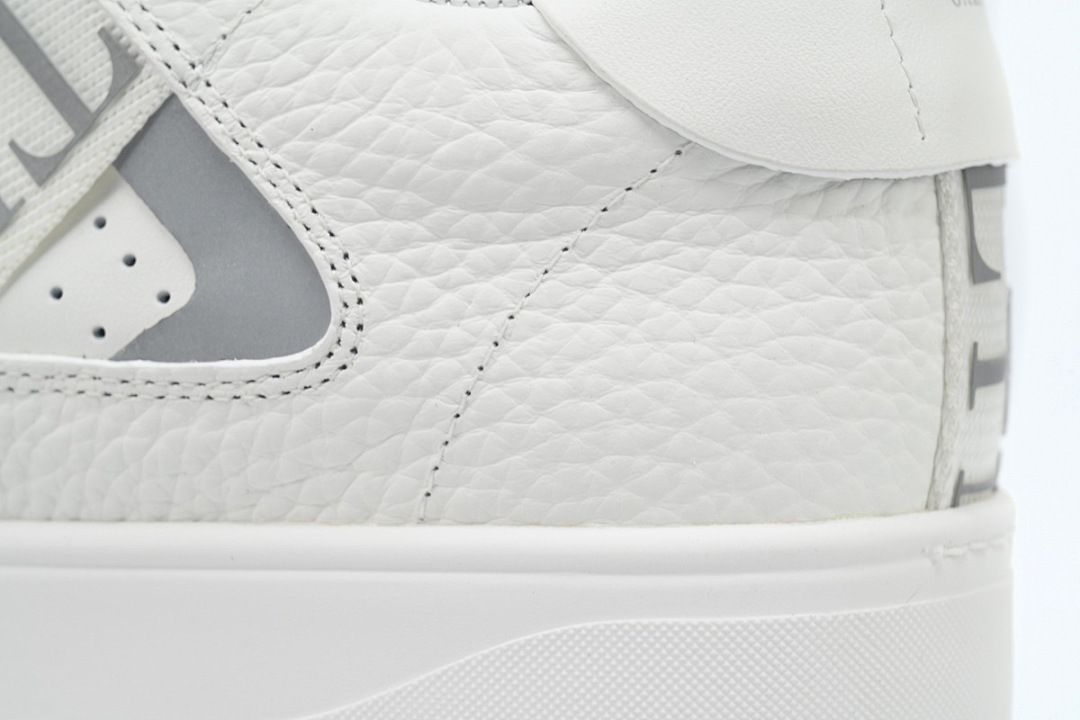 Valentino Garavani VL7N Low Sneakers Silver