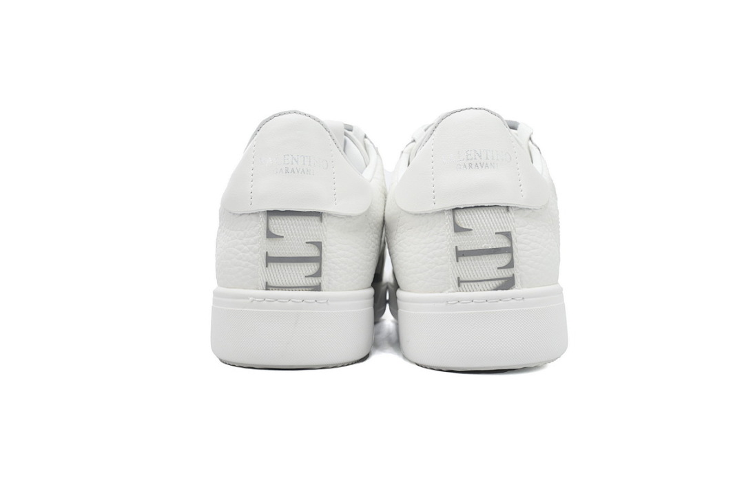 Valentino Garavani VL7N Low Sneakers Silver