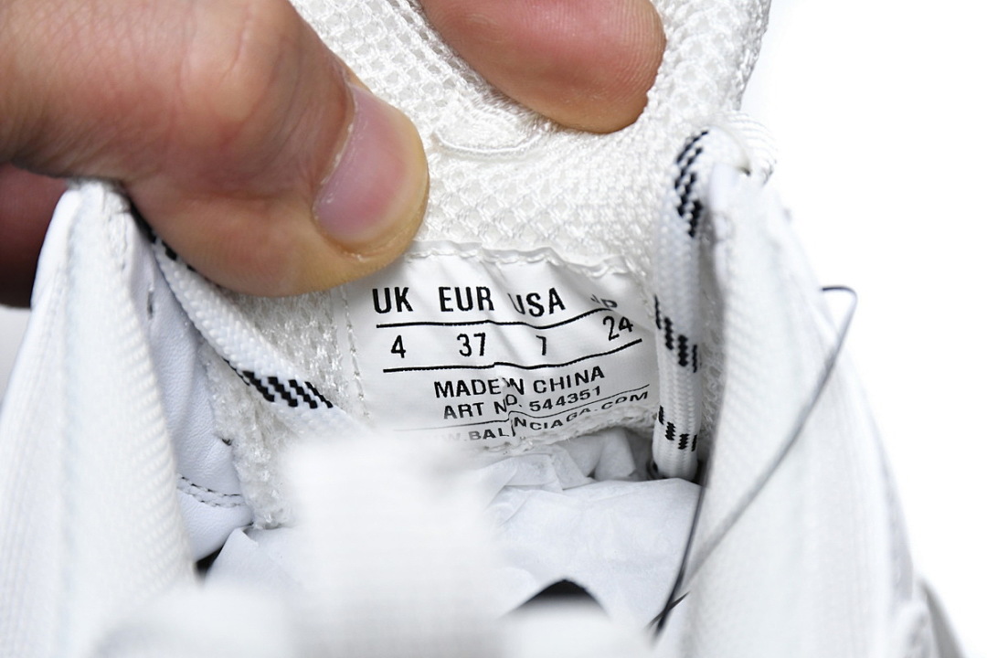 W0901 9001 Balenciaga Triple S Blanc Carbon Ash