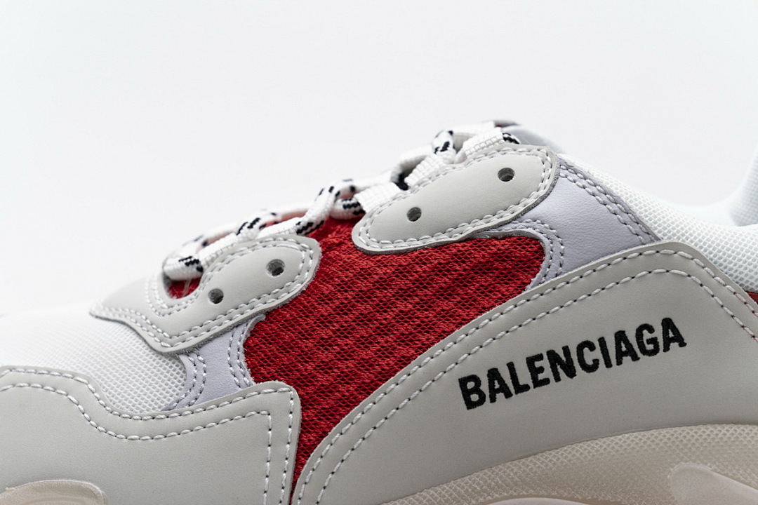 W09E1 4552 Balenciaga Triple S Blanc Rouge