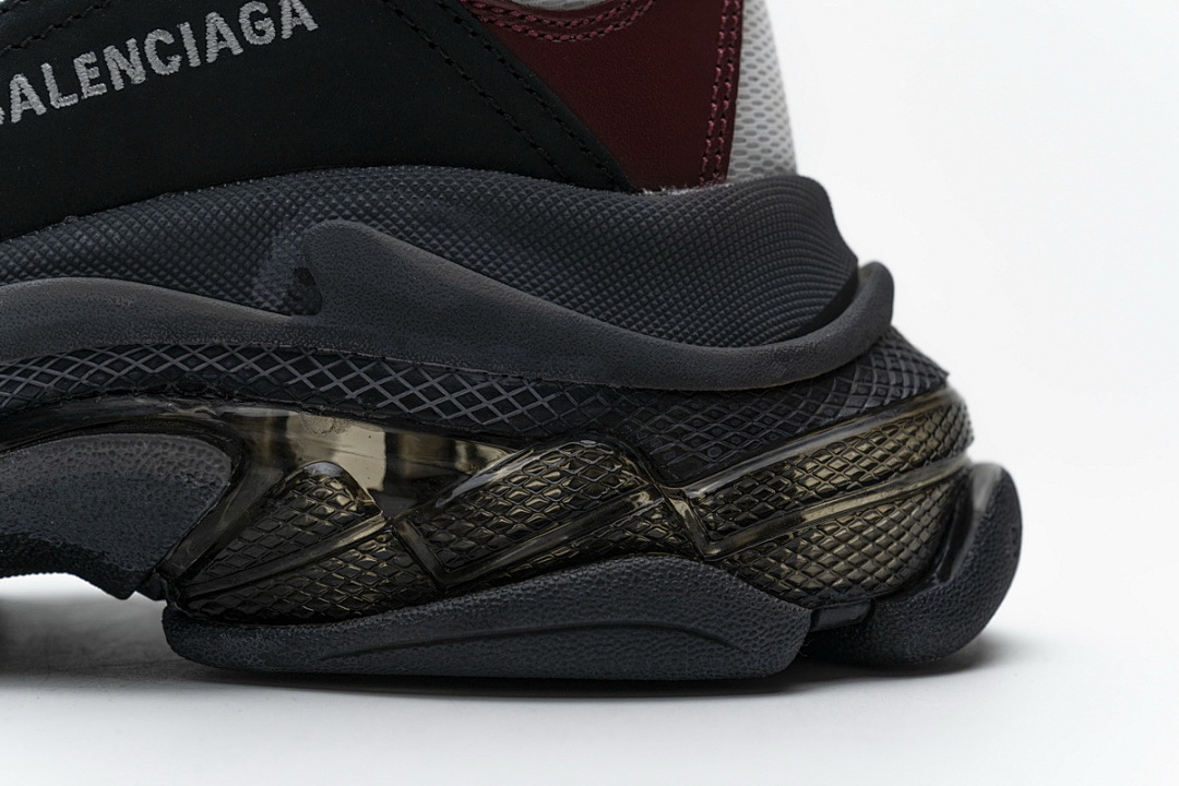 W09O1 2268 Balenciaga Triple S Noir, Marron, Rouge