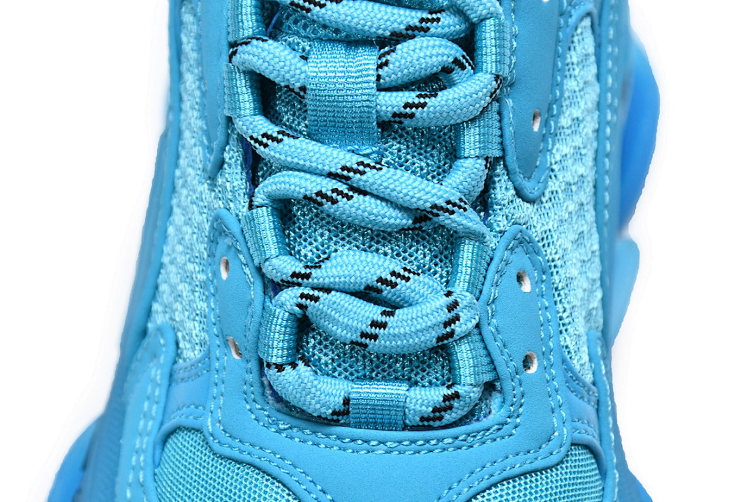 W09O1 9008 Balenciaga Triple S Cyanine