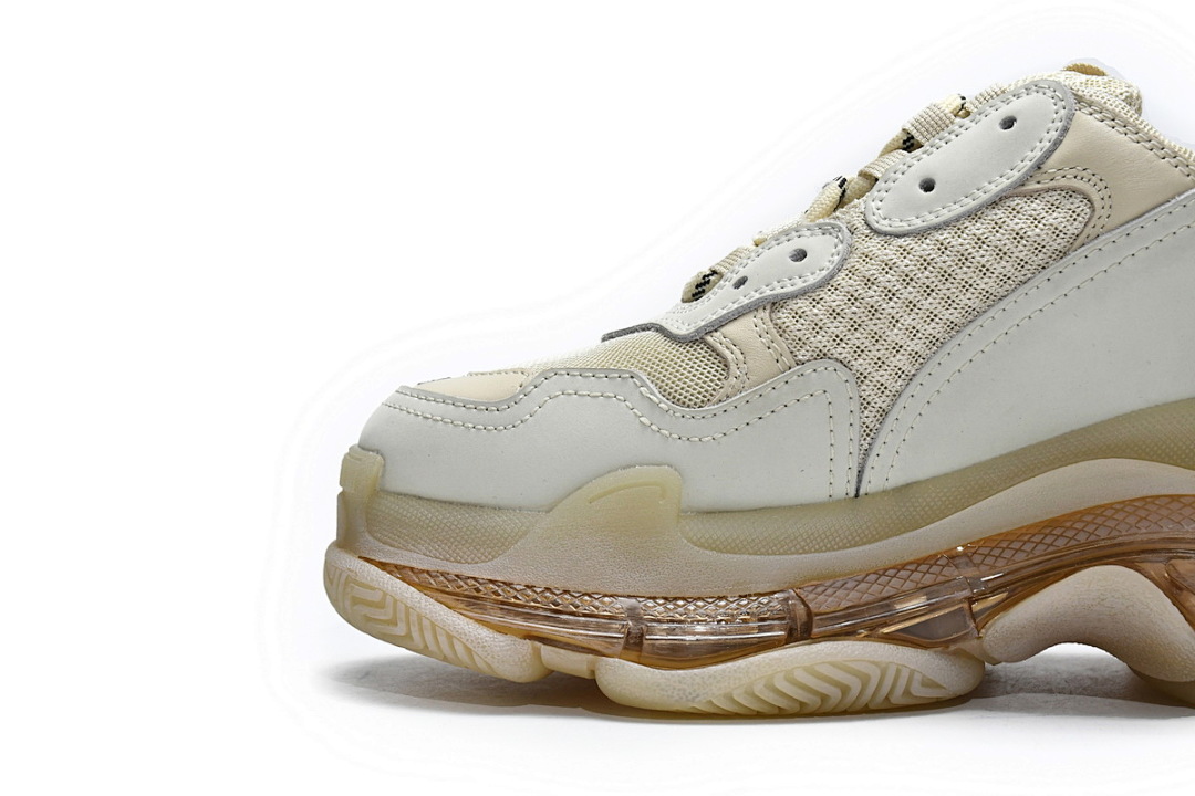 W09OH 7083 Balenciaga Triple S Champagne