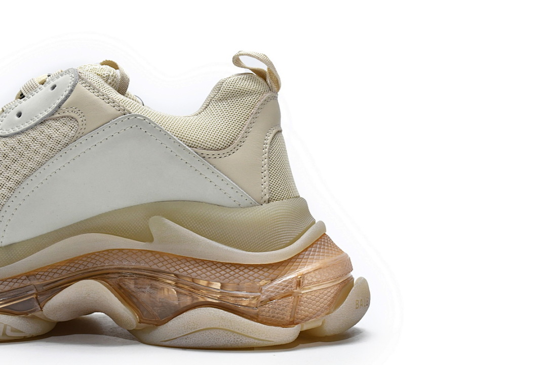 W09OH 7083 Balenciaga Triple S Champagne