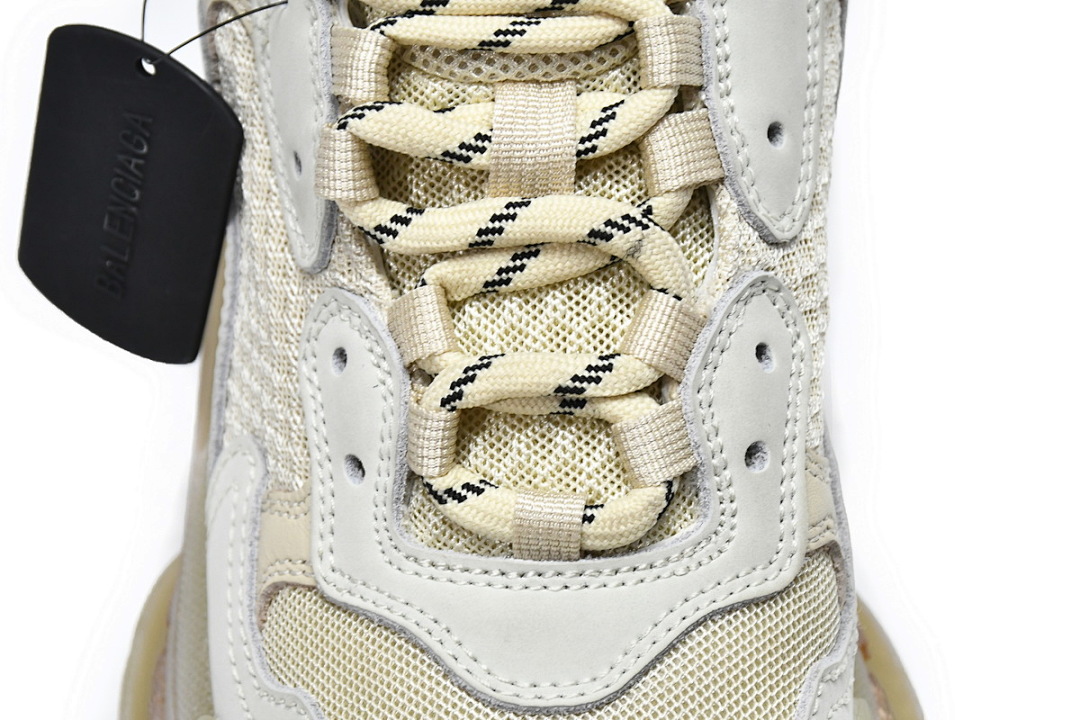 W09OH 7083 Balenciaga Triple S Champagne