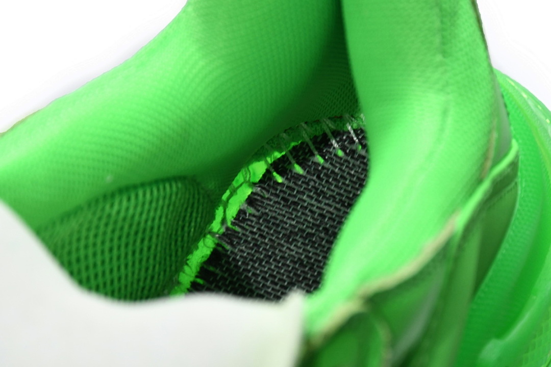 W09OL 3801 Balenciaga Triple S Verde Fluorescente