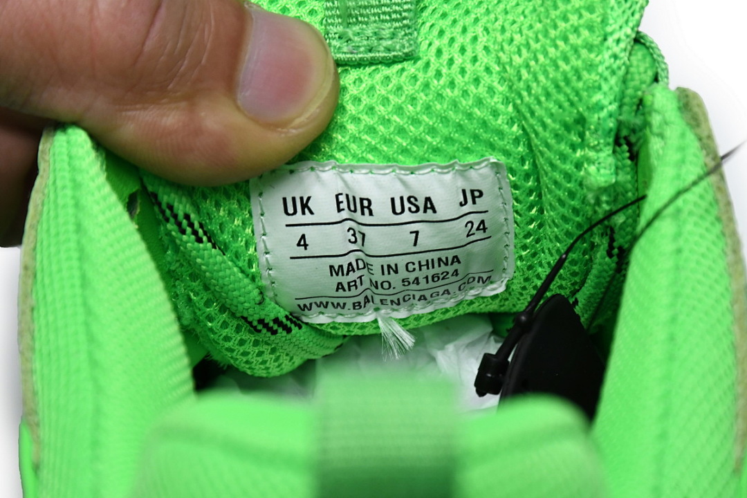 W09OL 3801 Balenciaga Triple S Verde Fluorescente
