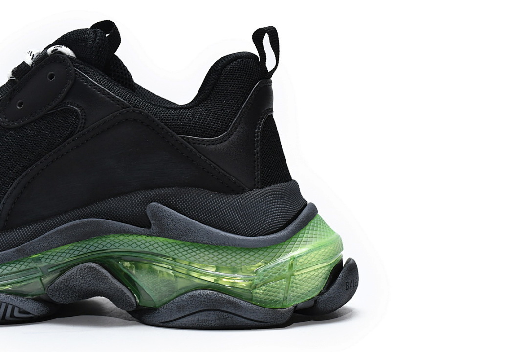W09ON 1047 Balenciaga Triple S Negro y verde
