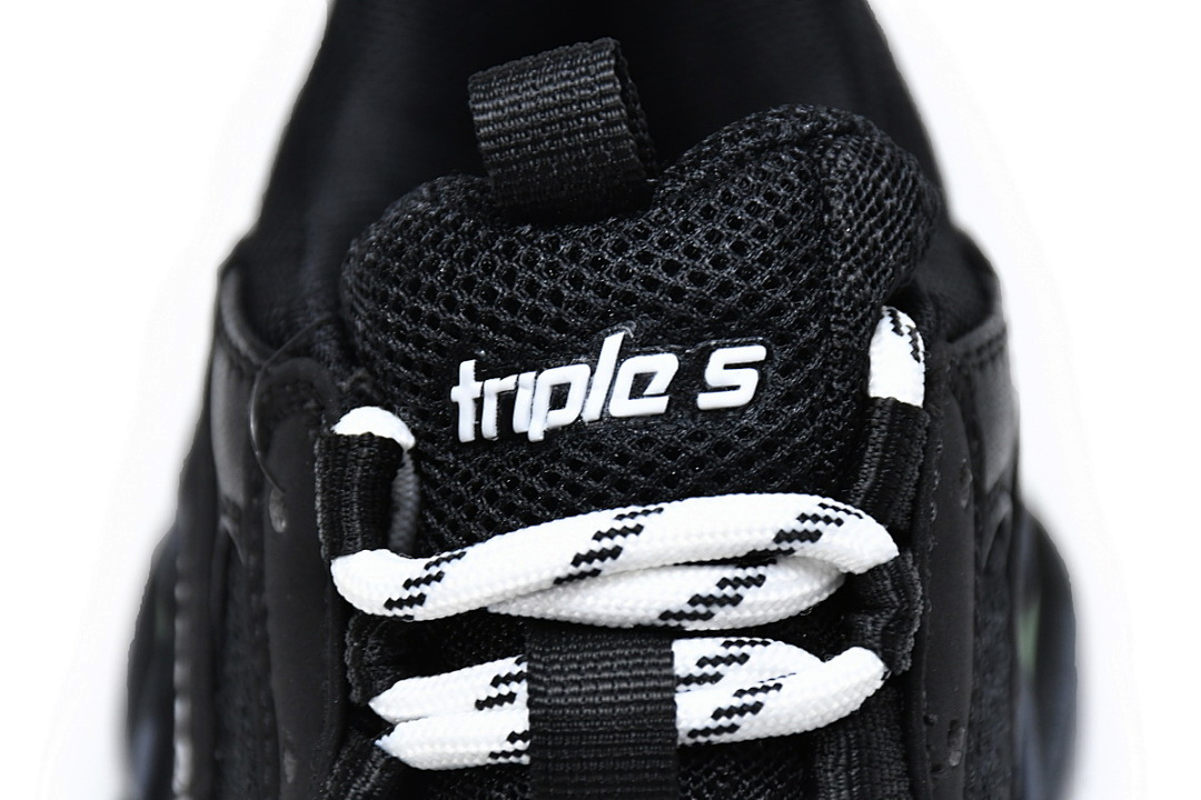 W09ON 1047 Balenciaga Triple S Negro y verde