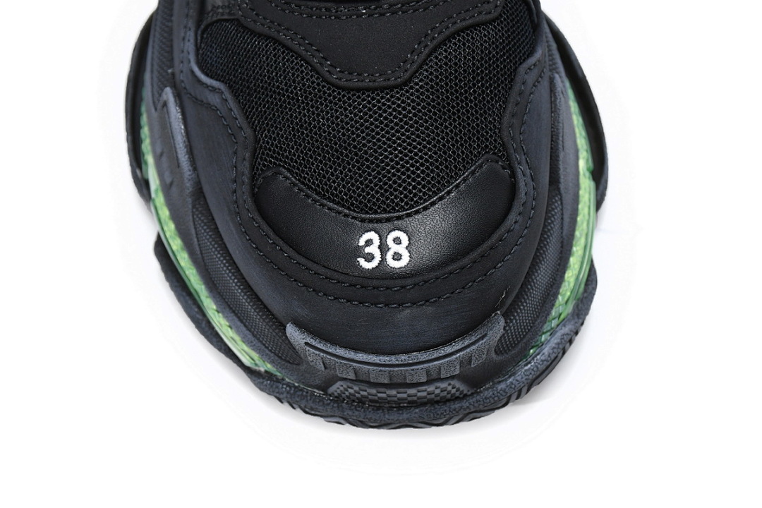 W09ON 1047 Balenciaga Triple S Negro y verde