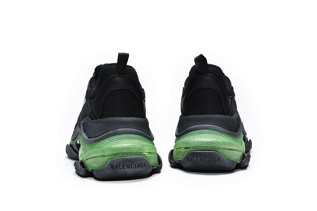 W09ON 1047 Balenciaga Triple S Negro y verde