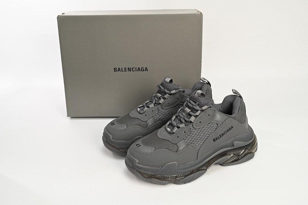 W2GA1 1801 Balenciaga Triple S Cinza Escuro