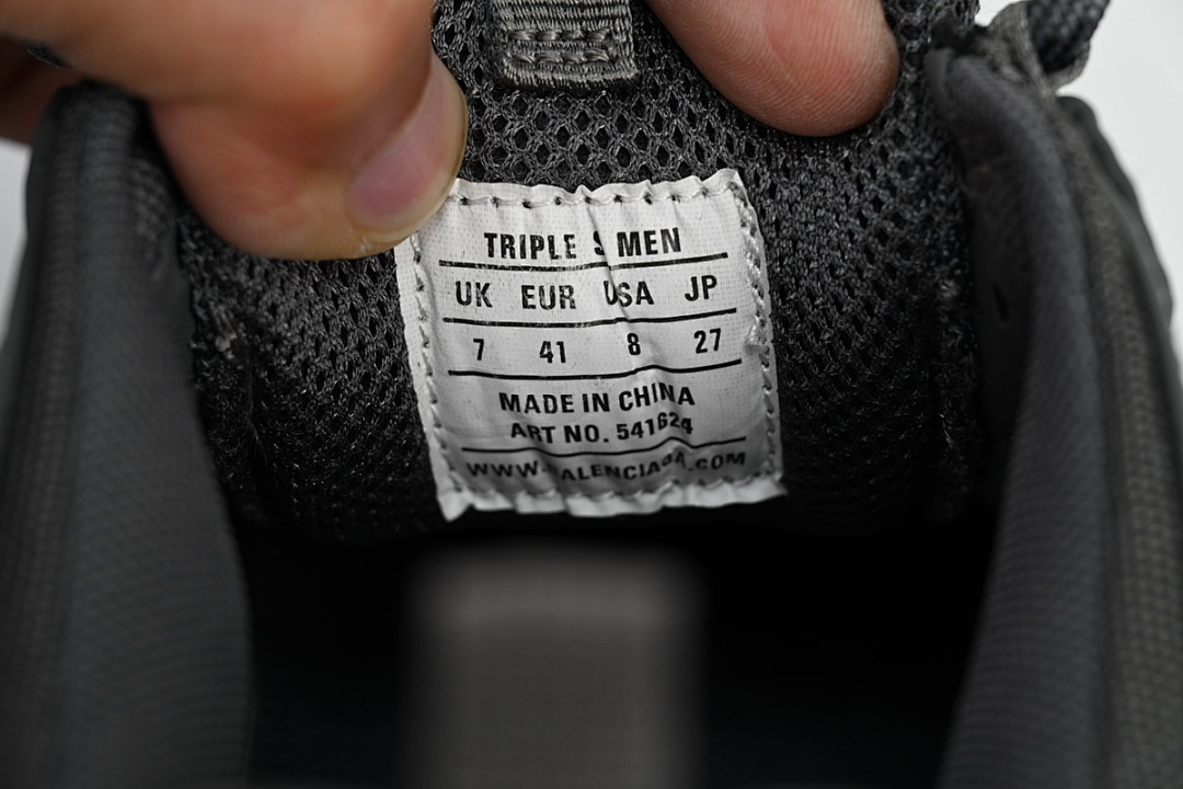 W2GA1 1801 Balenciaga Triple S Cinza Escuro