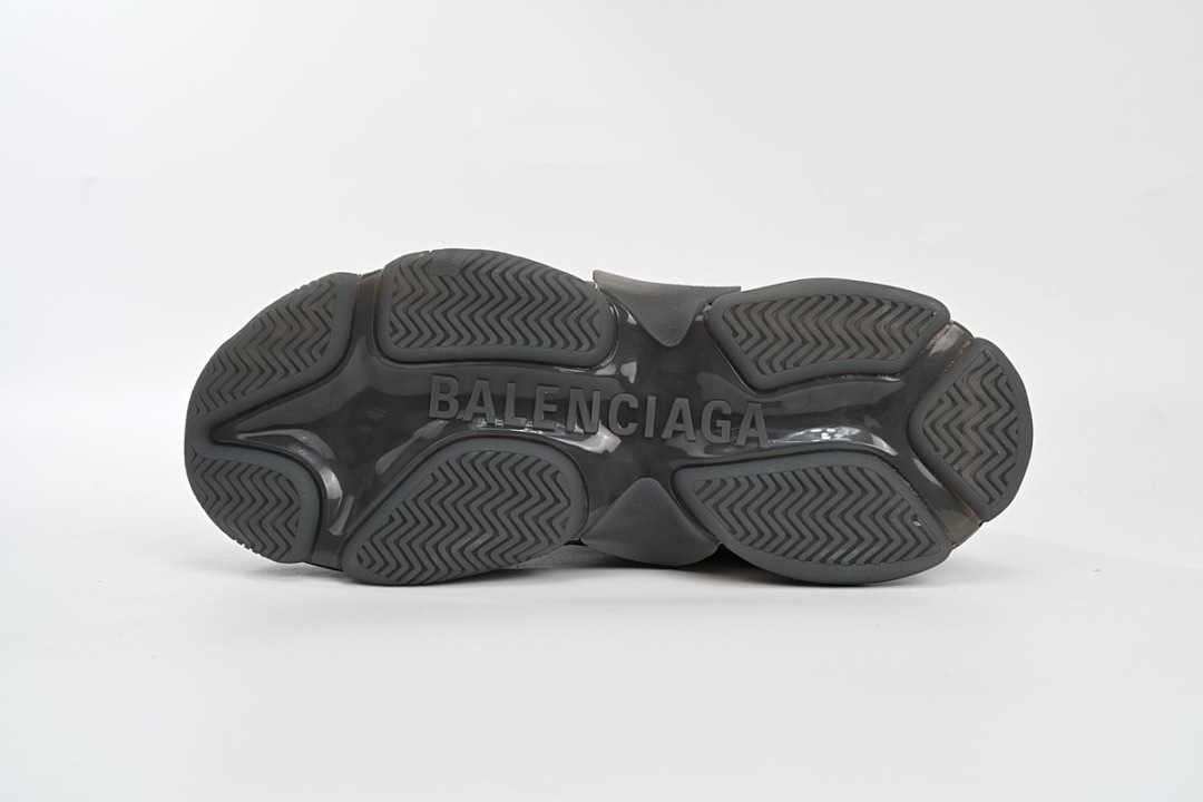 W2GA1 1801 Balenciaga Triple S Cinza Escuro