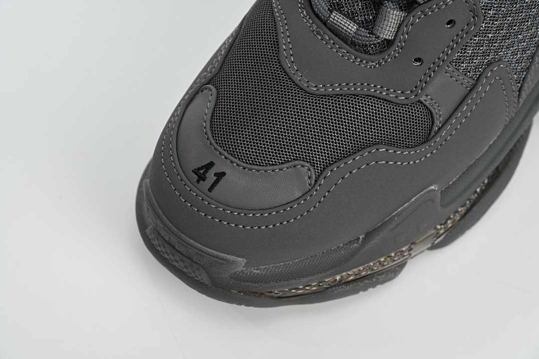 W2GA1 1801 Balenciaga Triple S Cinza Escuro