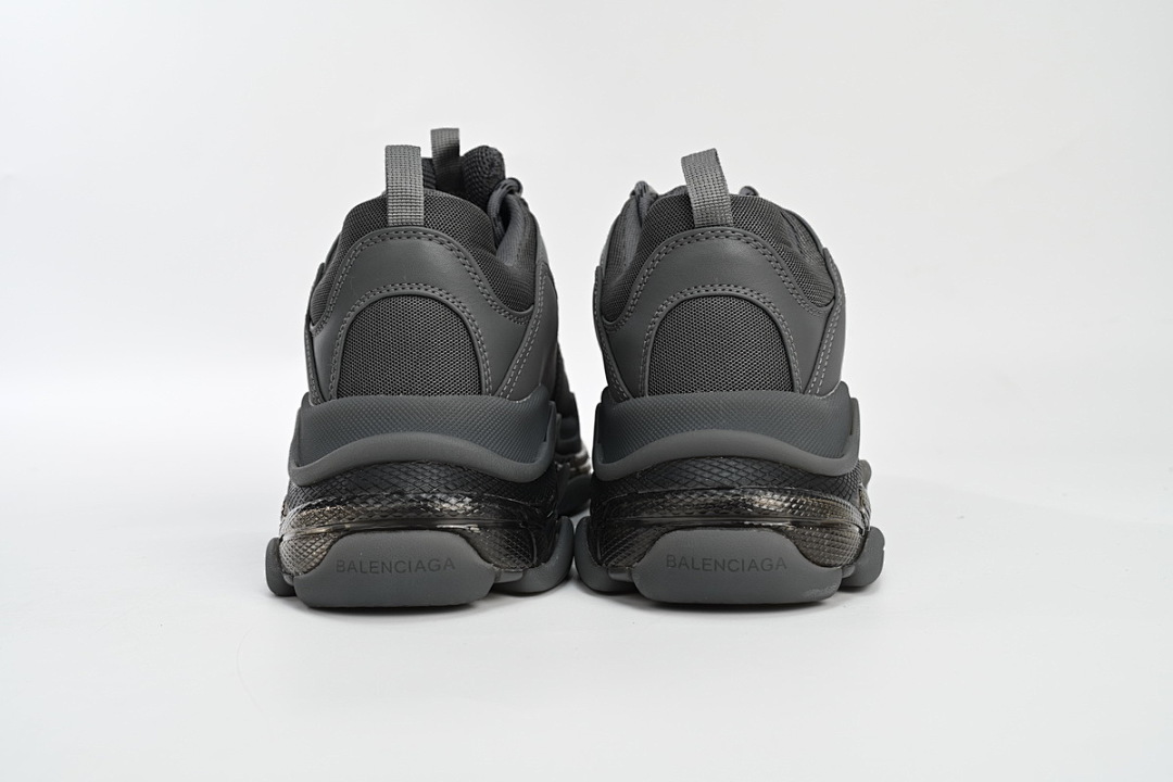 W2GA1 1801 Balenciaga Triple S Cinza Escuro