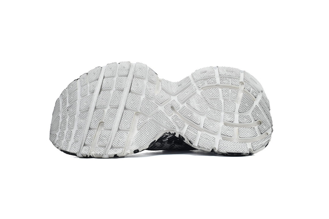 W2RG3 9010 Balenciaga Black and White