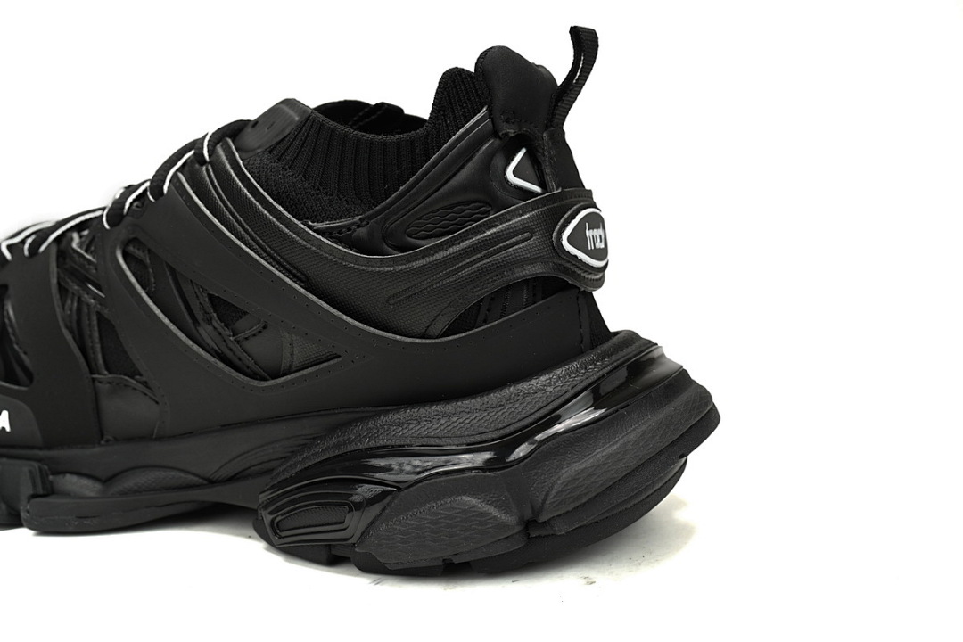 W3SKC 0102 Balenciaga Tess S