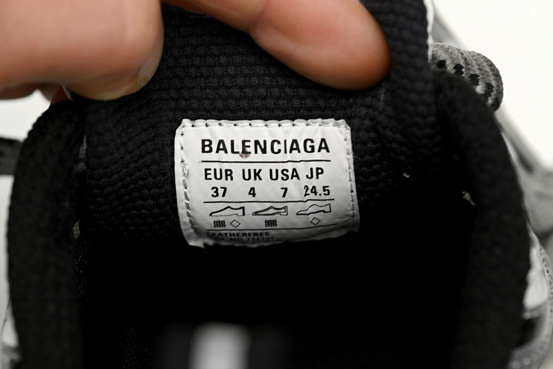 W3XL5 1219 Balenciaga Cham lime