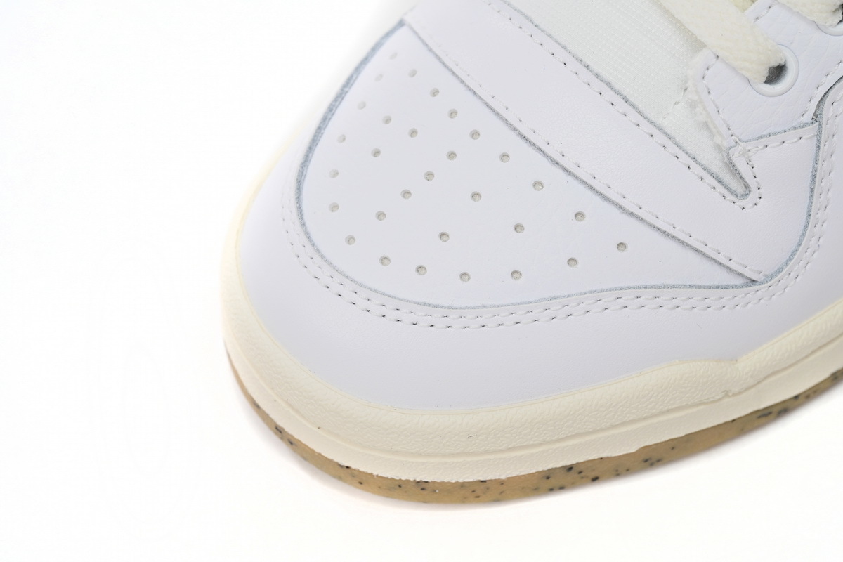  Atmos  adidas Forum Low White Green HQ6996