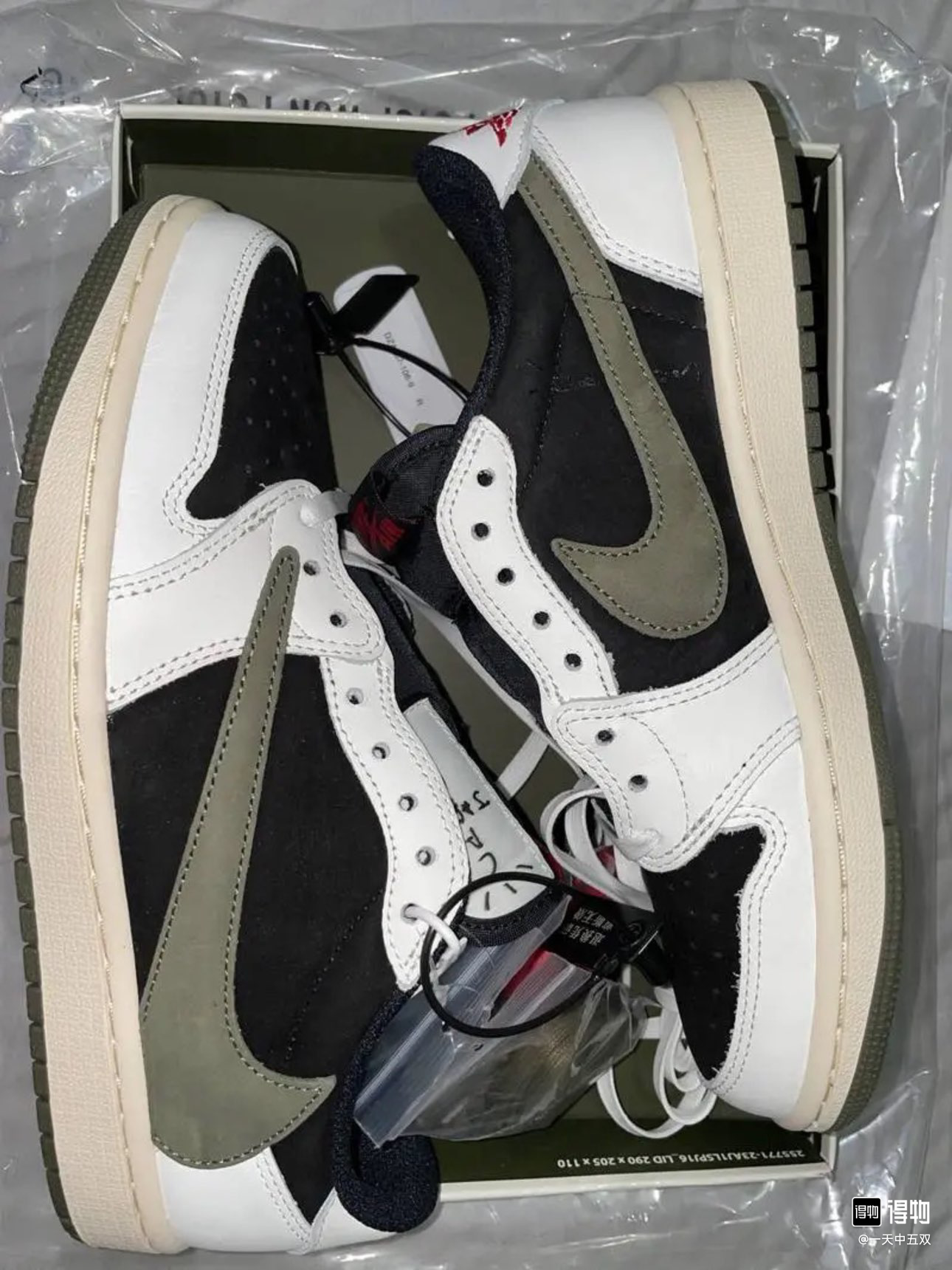  Air Jordan 1 Low OG WMNS DZ4137-106 review 1