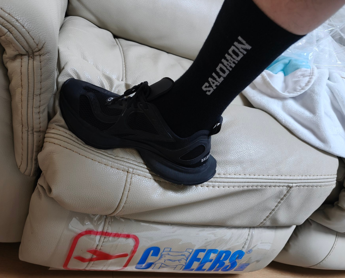  Balenciaga Circuit Sneaker WFLGY 1000 review Marco Ferraro 02