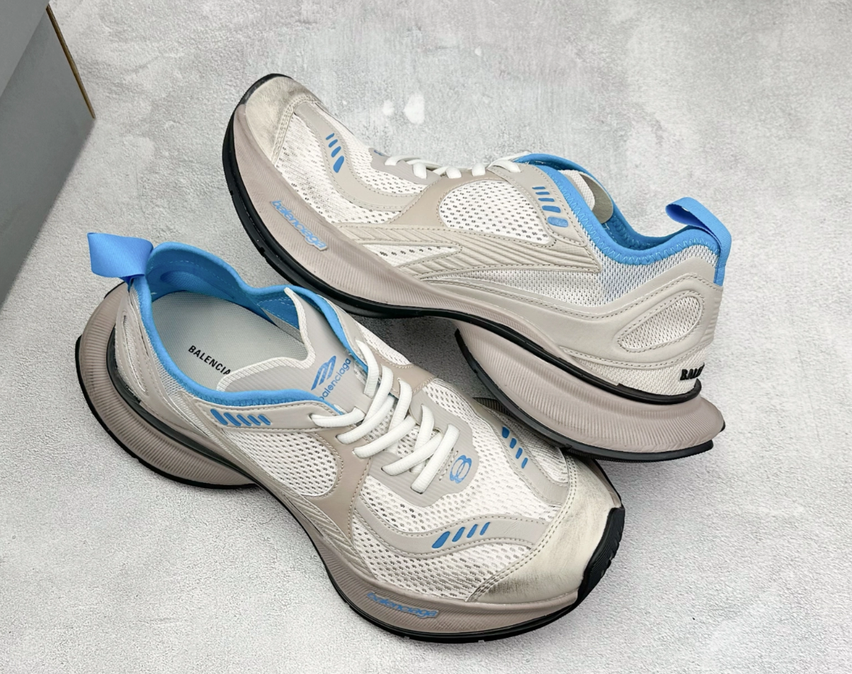  Balenciaga Grey Blue3 WFLGY 0613 review Daniel Cooper 01