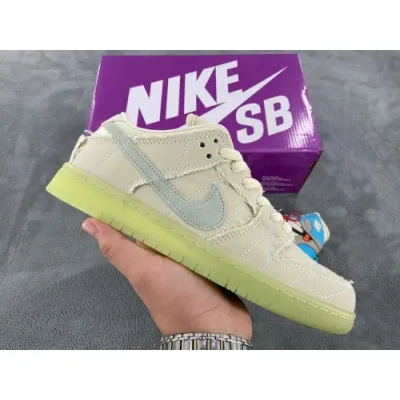 Nike SB Dunk Low Mummy 02