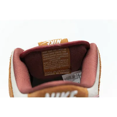 Nike SB Dunk Low Pro Dark Russet Cedar A 02