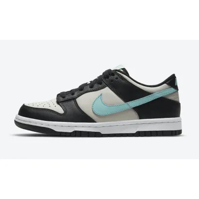 Nike Dunk SB Low Tiffany A 01