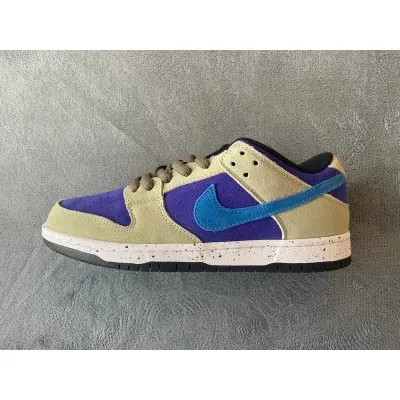 Nike SB Dunk Low Pro Celadon 01