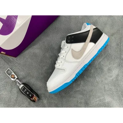 Nike SB Dunk Low Laser Blue 01