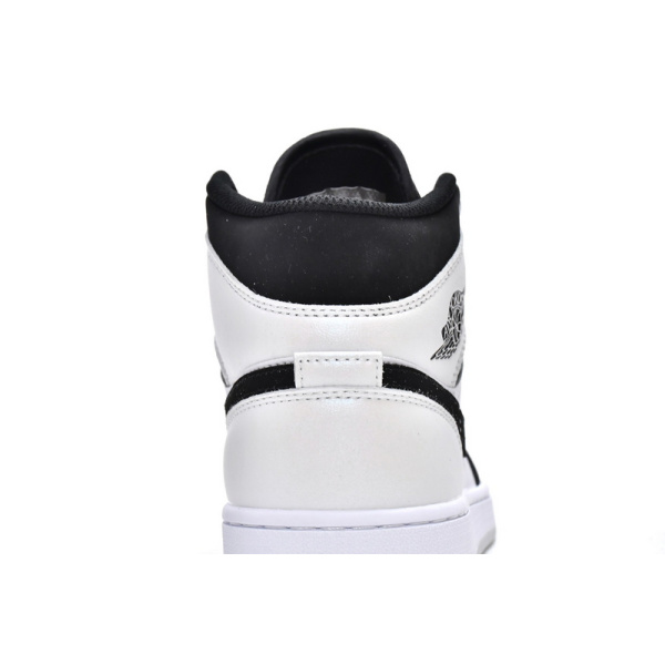  Air Jordan 1 Mid Diamond Shorts