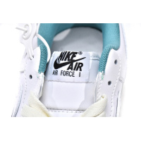 Nike Air Force 1‘07 LE Starfish