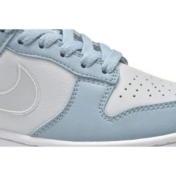 aura dunk low