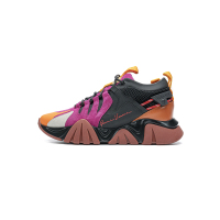 https://images.mrshopplus.com/bmlin/910594/Versace/versace-jogging-shoes-charcoal-pink-DB5GH.jpg-200