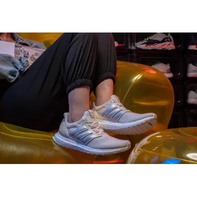 GAME OF THRONES x Ultra Boost House Targaryen 02