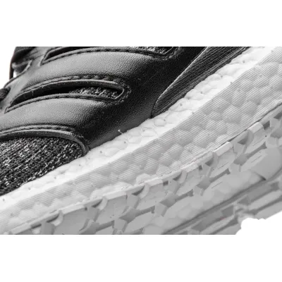 GAME OF THRONES x Ultra Boost Night's Watch 02