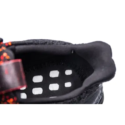 GAME OF THRONES x Ultra Boost Targaryen s Dragons 02