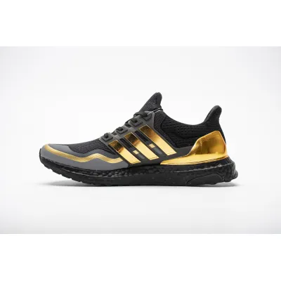 Adidas Ultra Boost Black Gold 01