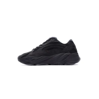 Adidas Yeezy Boost 700 V2 Vanta 01