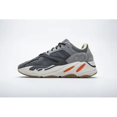 Adidas Yeezy Boost 700 Magnet A 01