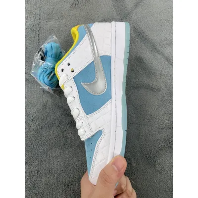 FTC X Nike SB Dunk Low Pro Lagoon Pulse AA 02