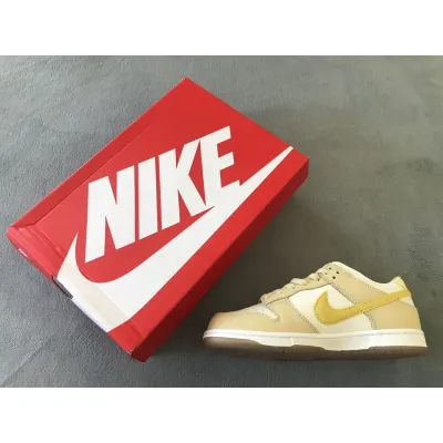Nike Dunk Low Lemon Drop  01