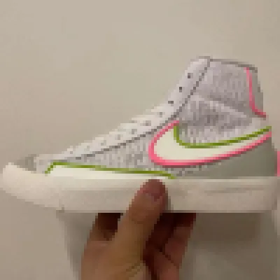 Nike Blaer Mid 77 Infin  01
