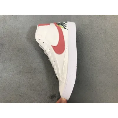 Nike Blazer Mid 77 Catechu 02